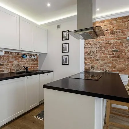 Golden Apartments&glamping- Uniwersytecka Apartment Wroclaw